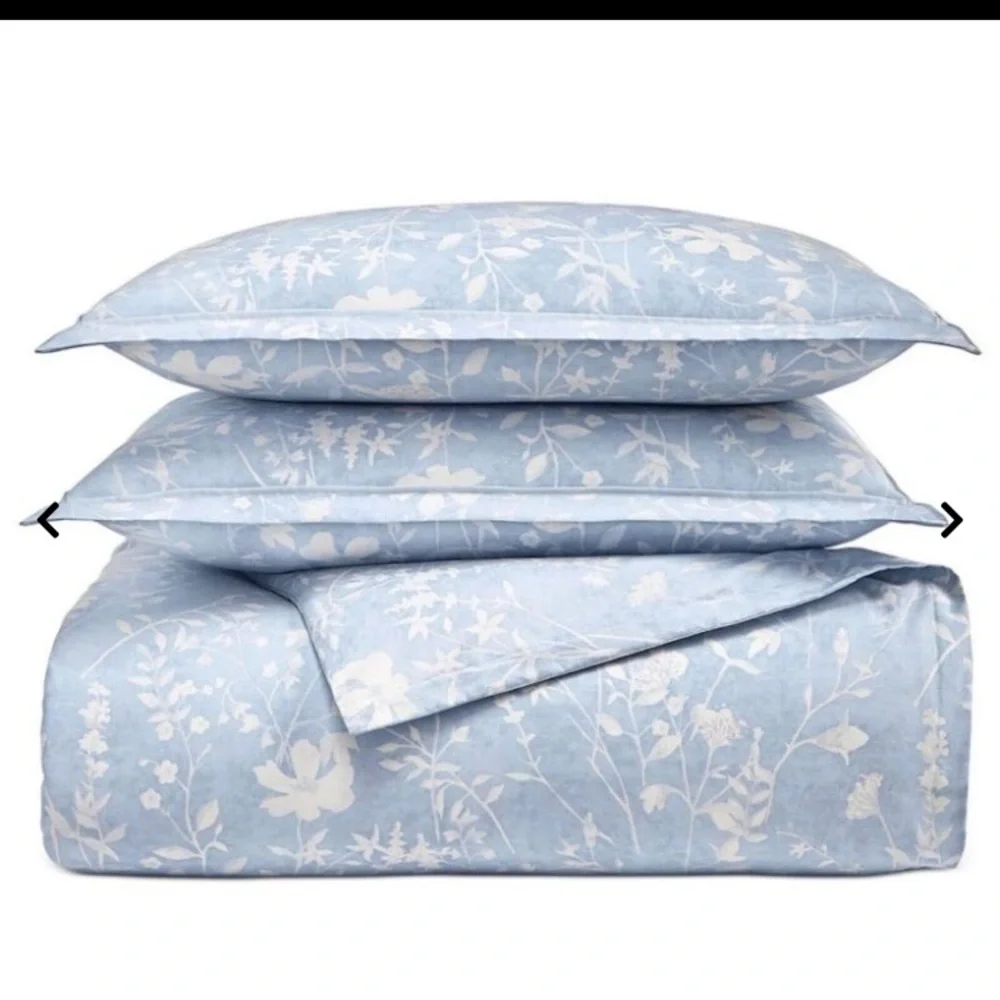 Like new Charter Club Sleep Luxe Flowers Printed Cotton Duvet Cover set